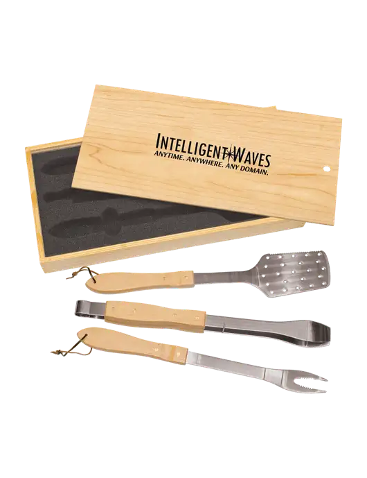 Wood BBQ Gift Set w/Intelligent Waves Logo
